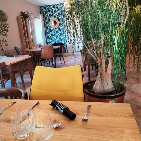 Du Donjon Chocolat Apartamento Bournazel (Aveyron)