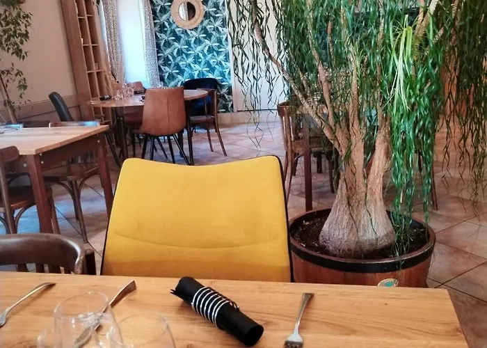 Du Donjon Chocolat Апартаменты Bournazel (Aveyron)