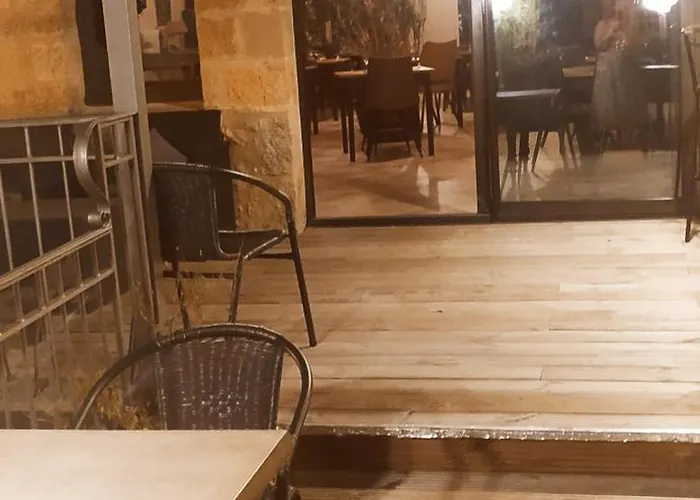 Апартаменты Du Donjon Chocolat Bournazel (Aveyron)